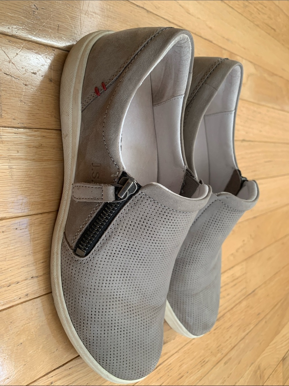 Josef Seibel Caren 22 Gray Leather Slip-On Sneakers EU 38 - Picture 3 of 8